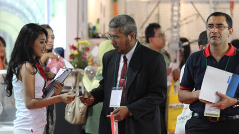 Electric, Power &Renewable Energy Indonesia 2011 yang ke 15 menarik peserta pameran dan pengunjung dari berbagai negara.